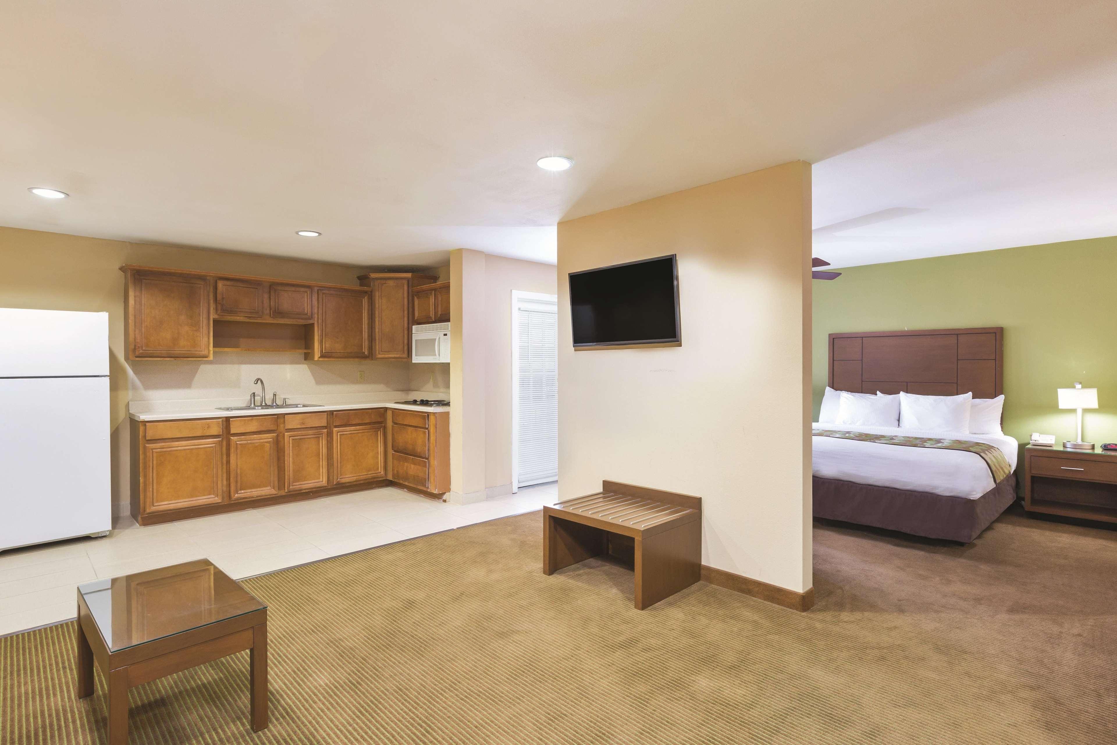 La Quinta Inn By Wyndham Austin North Exterior foto